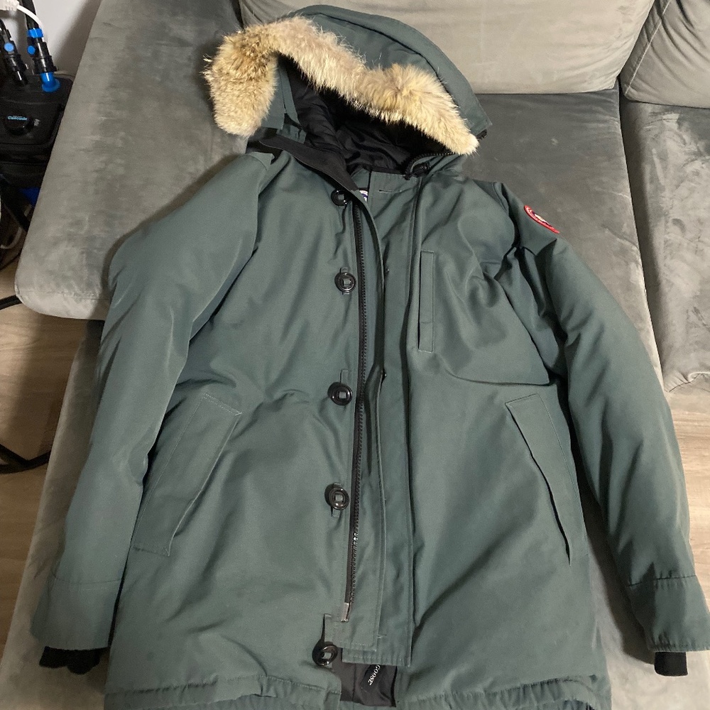 Canada Goose Men's Chateau Parka Heritage W/ Fur Trim